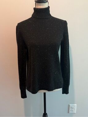J Crew Turtleneck Sweater in Donegal 100% Cashmere Black Women’s size Medium